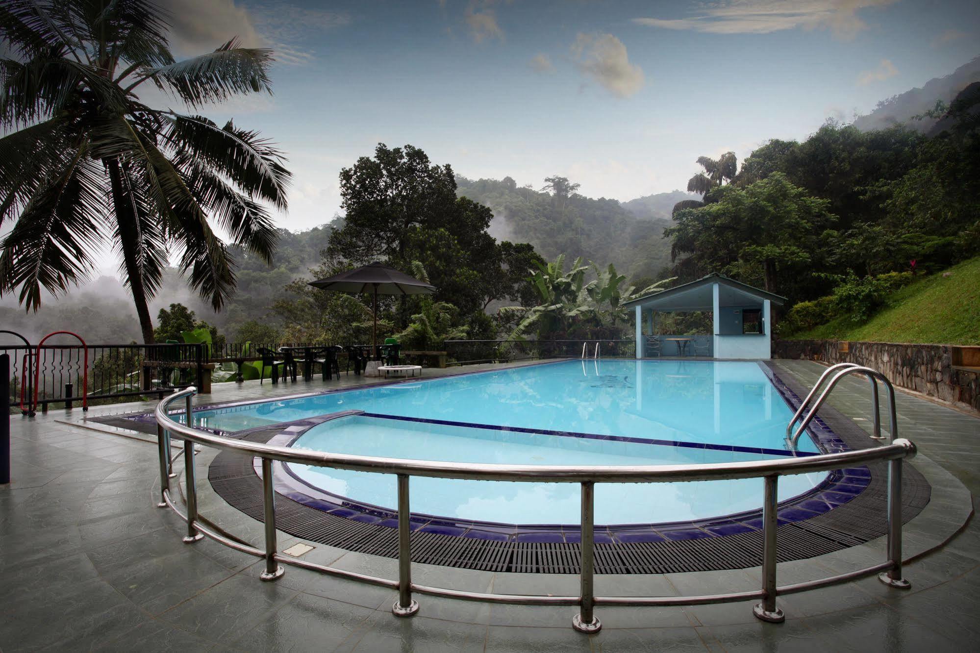 Brookside Resort By Earl'S Kandy Esterno foto